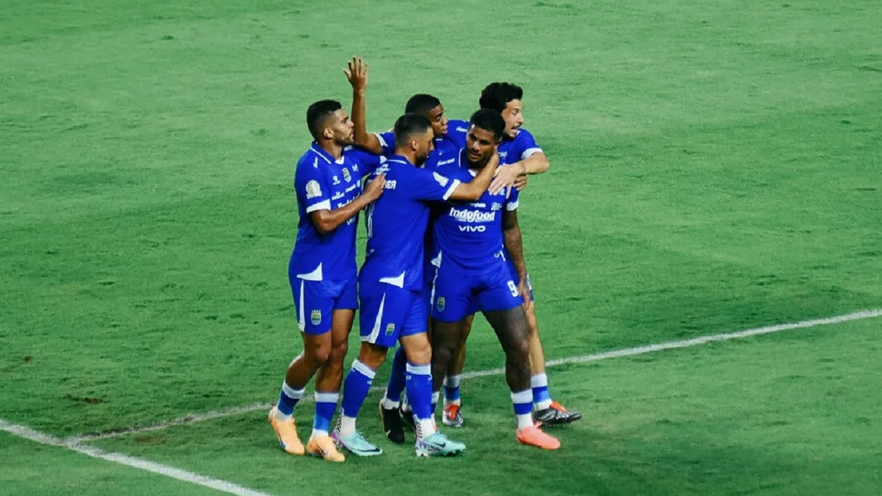 Persib Bandung bidik kemenangan atas Persik Kediri