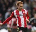 Sepp van den Berg Akui Kartu Merah Bikin Brentford Sulit Tahan Liverpool
