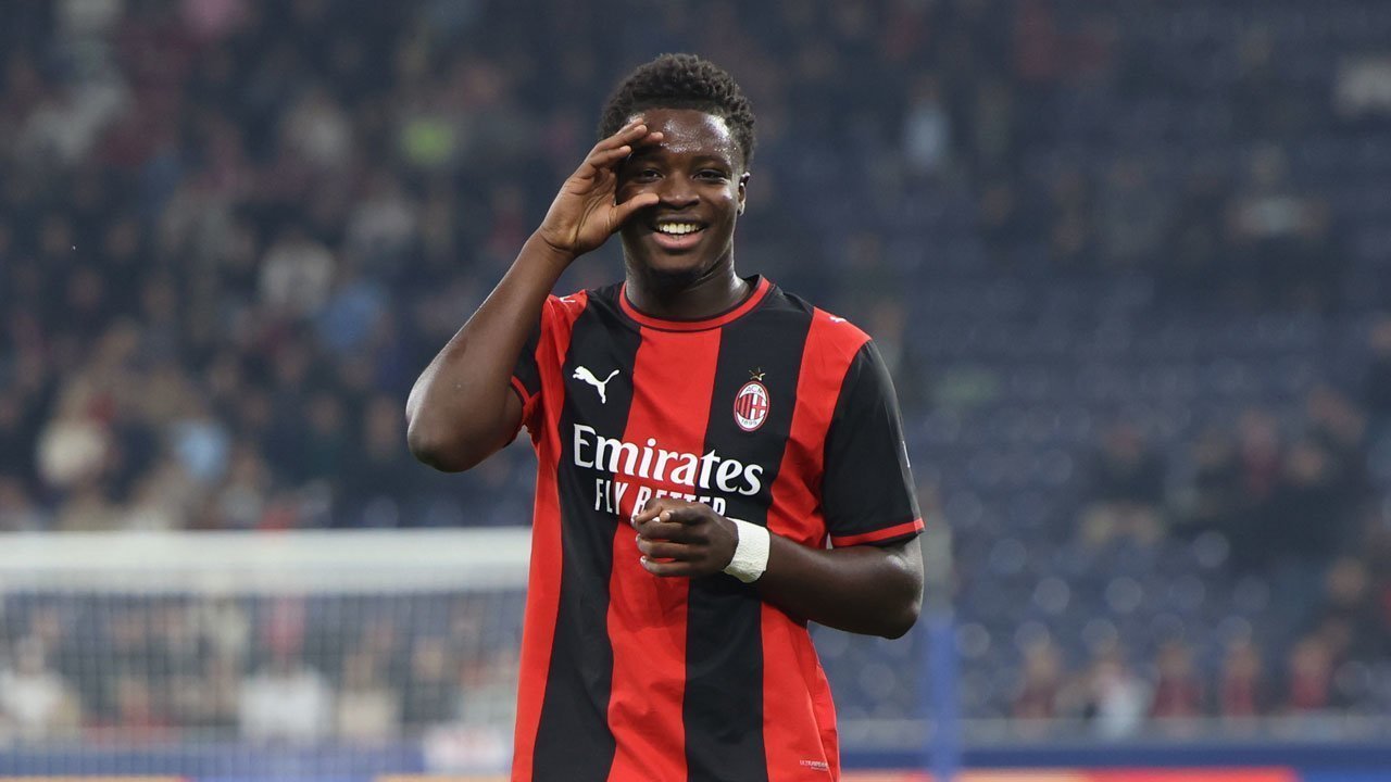 Siapkan Kontrak Bertahap, Alphadjo Cisse Naik Gaji hingga 3 Juta Euro