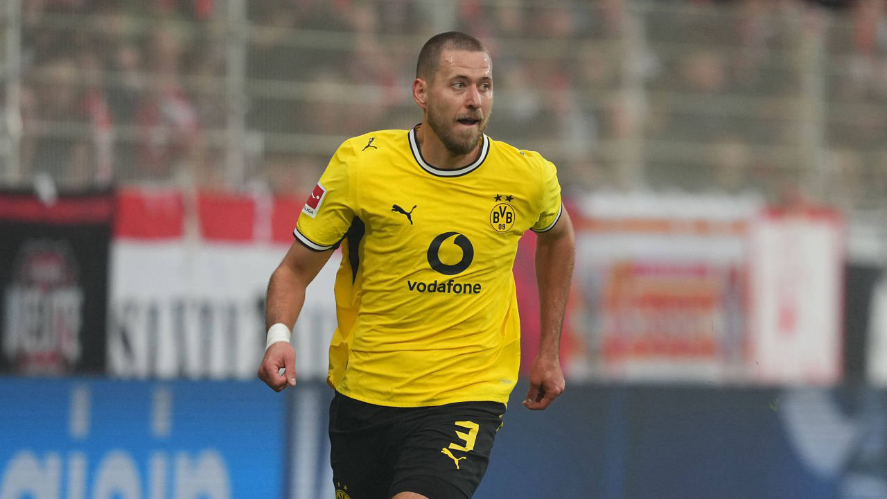 Waldemar Anton Sebut Penyelesaian Akhir Jadi Pekerjaan Rumah Dortmund