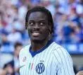 Yann Bisseck Kembali Berkomentar soal Rimonta Inter di Instagram