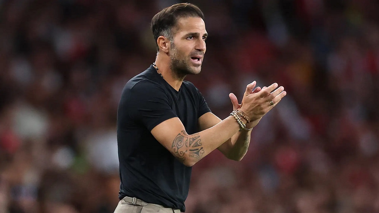 Como Menang Atas Fiorentina, Cesc Fabregas: Tak Ada Taktik Sempurna