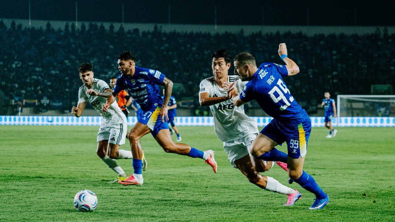 Dua Laga Tandang Menanti, Pelatih Beberkan Rencana Persib