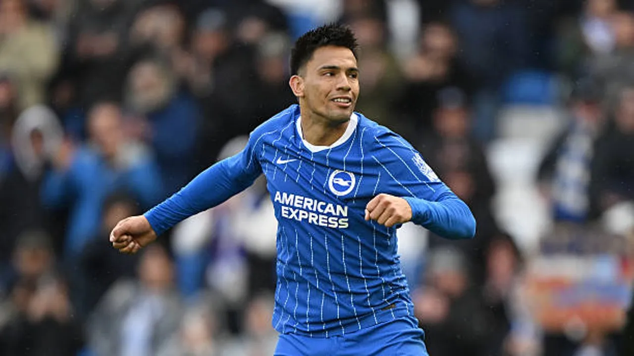Fabian Hurzeler sebut gol dari tengah lapangan Diego Gomez sebagai buah etos kerja keras usai Brighton hancurkan Crystal Palace
