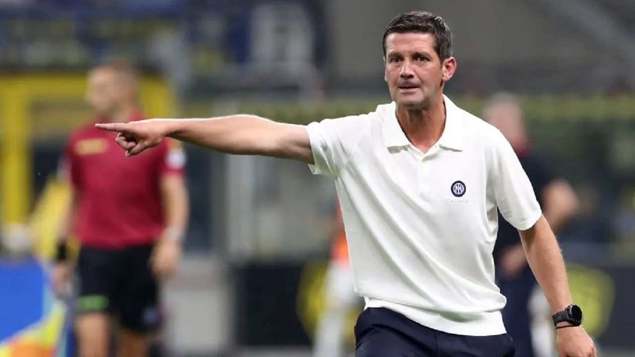 Gazzetta: Cristian Chivu Menang di Bologna Berkat Pergantian Pemain