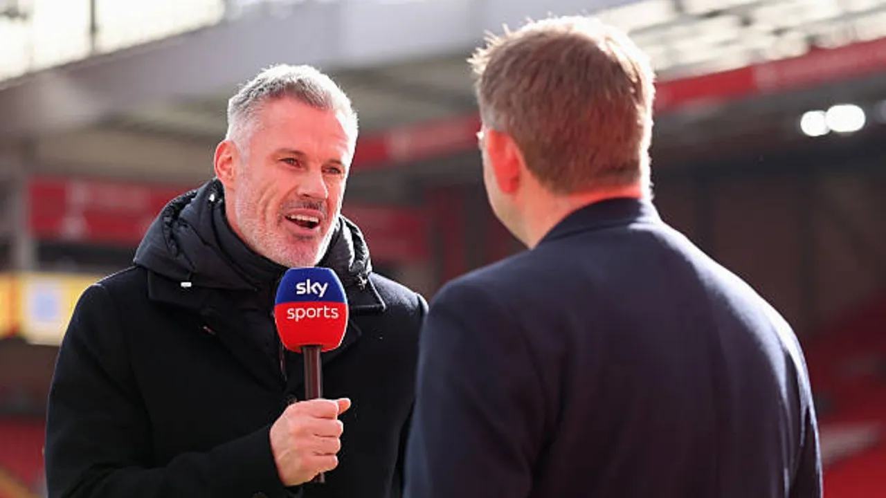 Jamie Carragher menilai krisis pertahanan dan kesalahan individu membuat Sunderland kian terpuruk di papan bawah Premier League