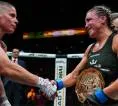 Jena Bishop Kalahkan Liz Carmouche dan Rebut Gelar Juara Kelas Terbang PFL