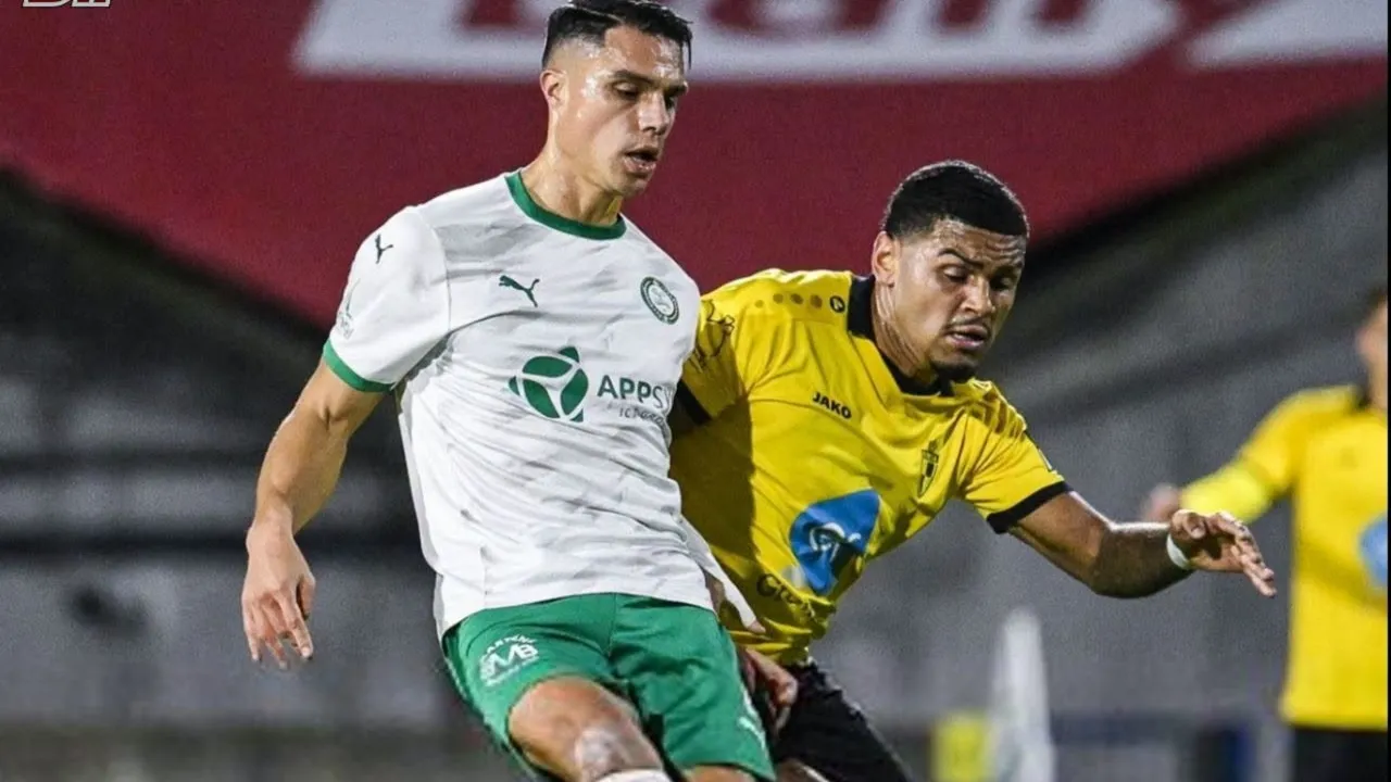 Joey Pelupessy telan kekalahan telak 1-4 saat Lommel SK lawan St. Truiden