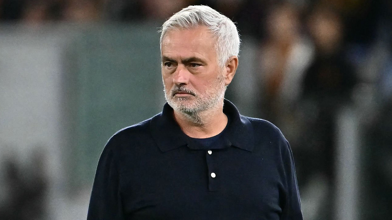 Jose Mourinho Tanggapi Protes Sevilla Soal Wasit, Ini Jawabannya