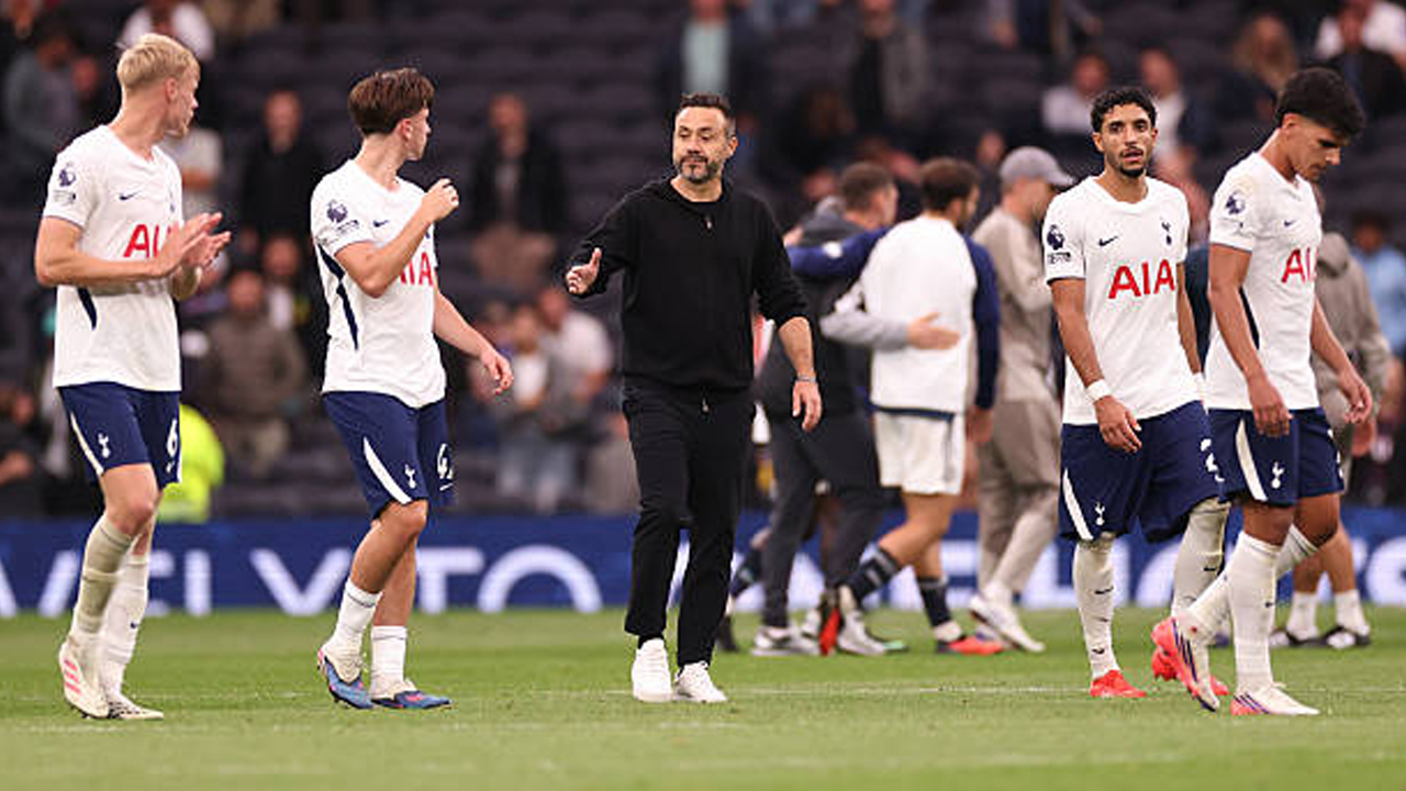 Usai Kamp Latihan di Marbella, Roberto De Zerbi Harap Tottenham Tampil Lebih Kompak