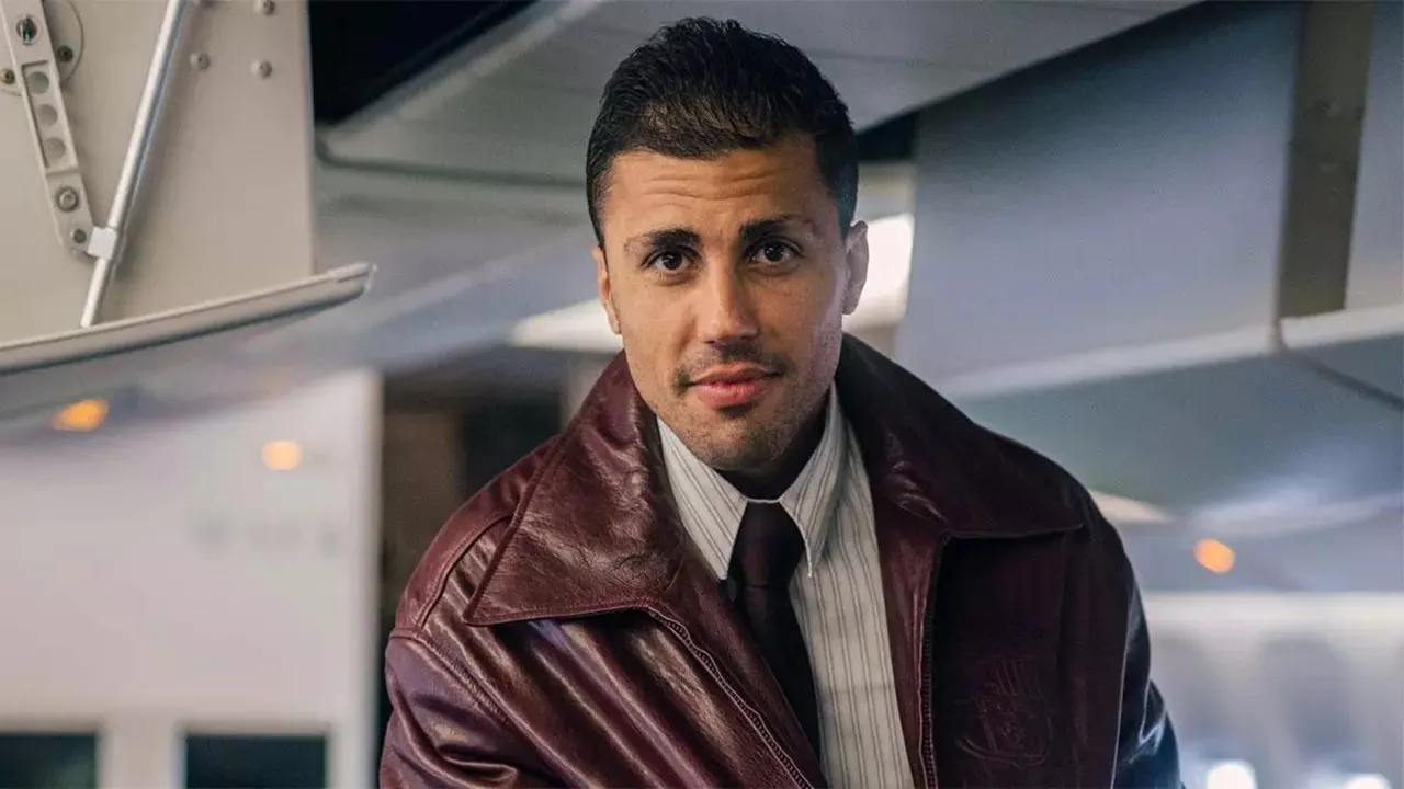 Hansi Flick Pertimbangkan Istirahatkan Rodri Lawan PSG