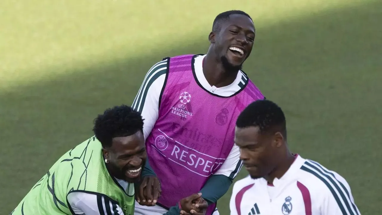 Ibrahima Konate TanggapanTerhadap Kontroversi Kaus Ceuta