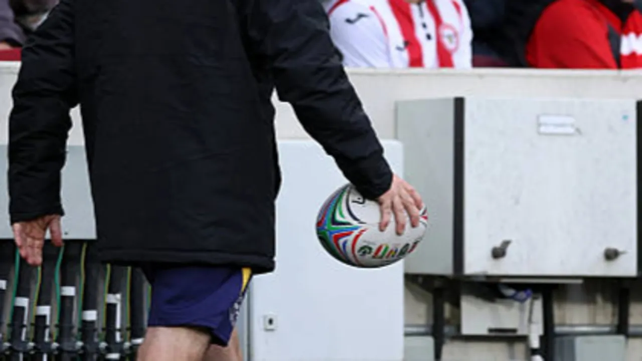 Insiden Bola Rugby Dilempar ke Stadion, Brentford Buka Penyelidikan Resmi