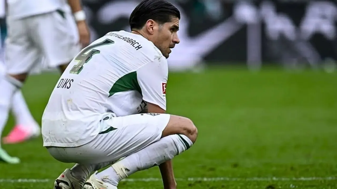 Kevin Diks kecewa usai menelan kekalahan 6 kali beruntun di Bundesliga.