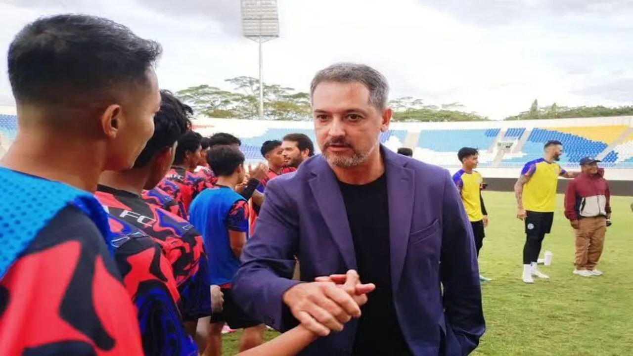 Marcos Santos minta Arema bangkit jelang laga akbar kontra Persija Jakarta di lanjutan pekan ke-6 BRI Super League (21/10) / via Istimewa