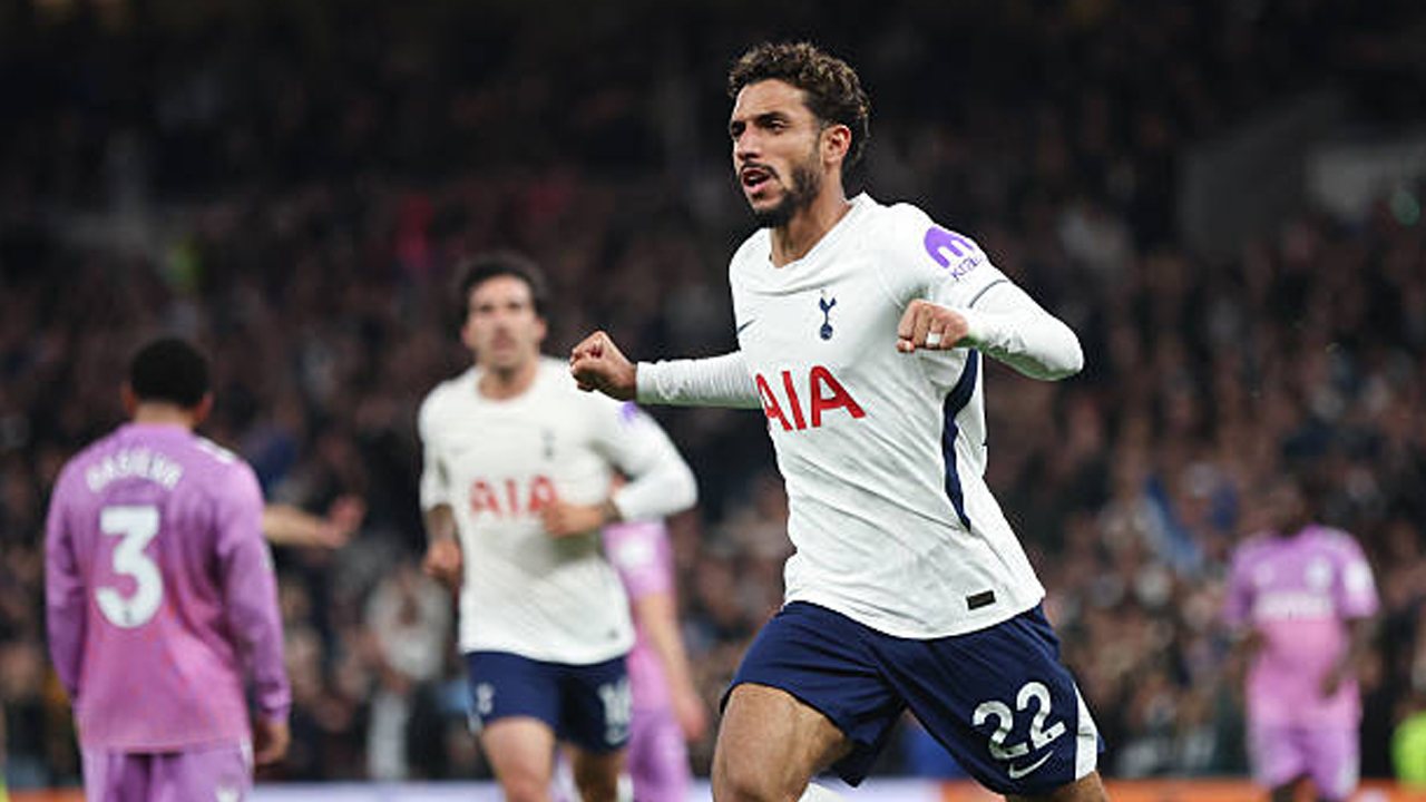 Omar Marmoush Buka Keran Gol, Tottenham Kalahkan Coventry City 3-1