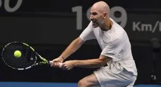 Adrian Mannarino Kejutkan Andrey Rublev Di Almaty