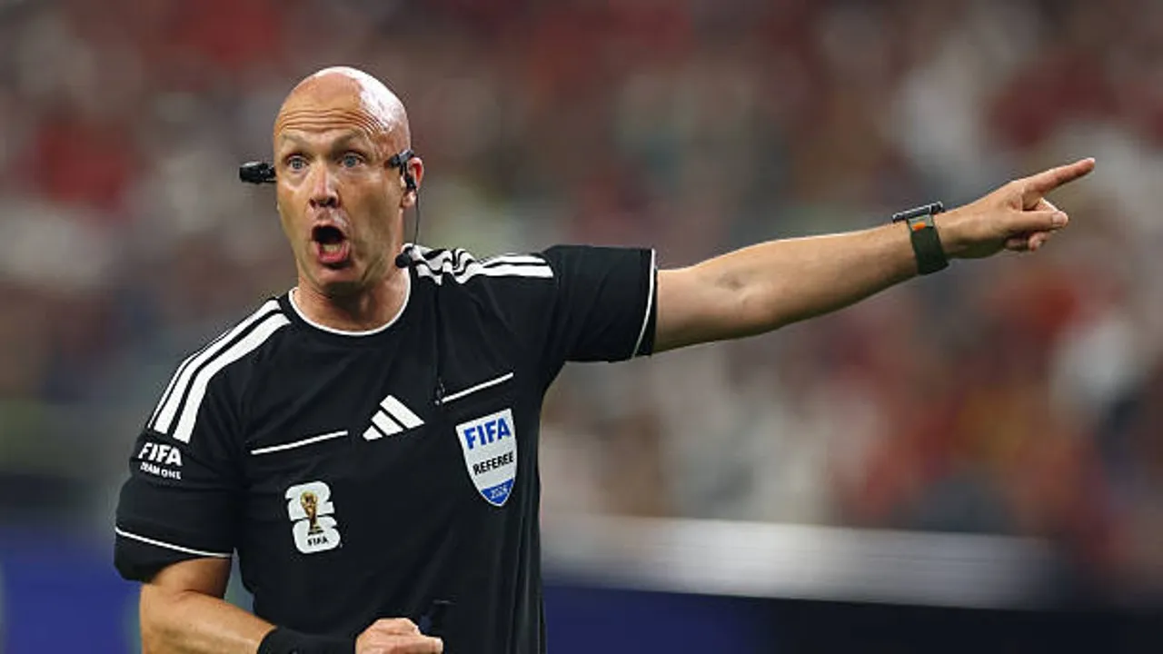 Mantan wasit Premier League, Anthony Taylor, resmi memimpin Komite Wasit TFF di tengah skandal pengatur skor di Turkiye