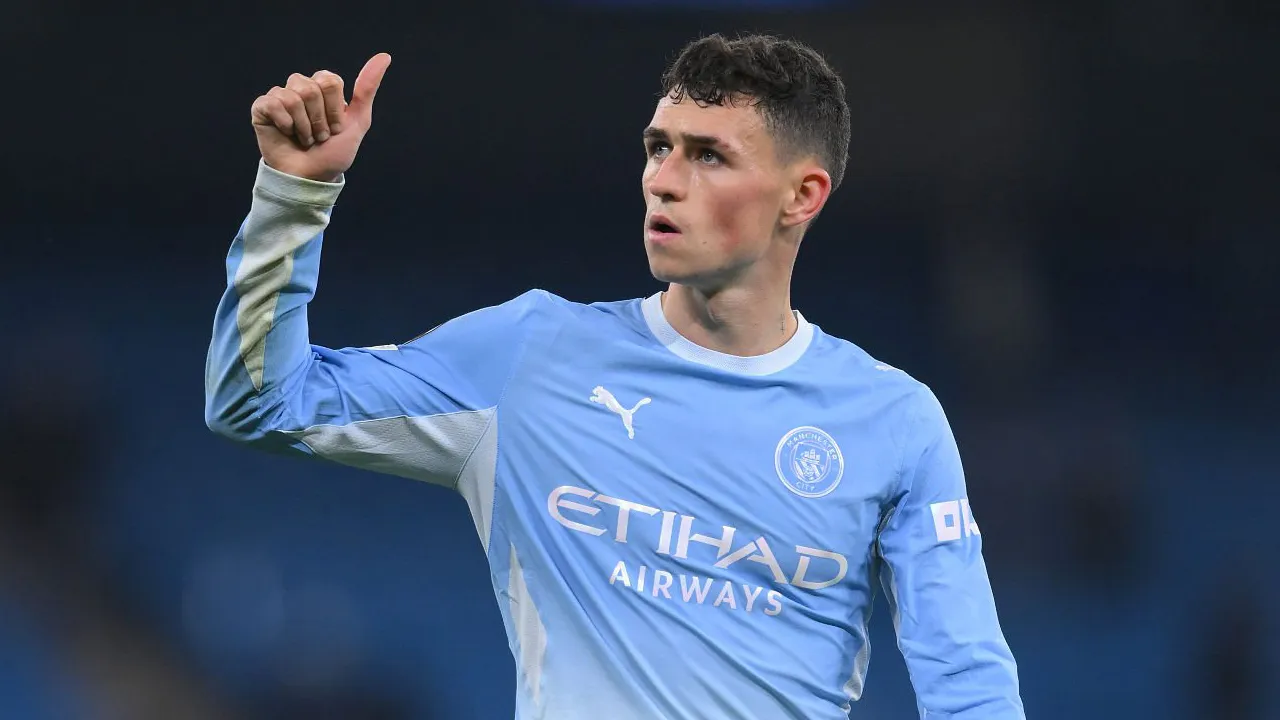 Bantu Kalahkan AEK Athens, Phil Foden Puji Lima Bintang Akademi Man City
