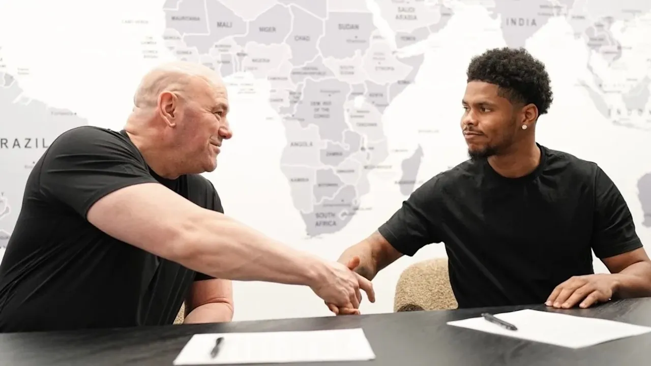 Shakur Stevenson, Dana White