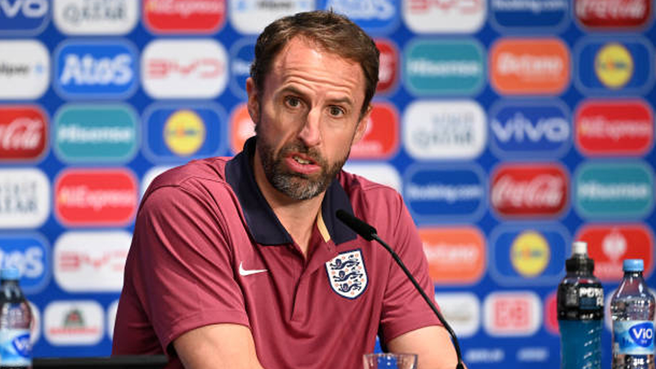 Dikagumi Sir Jim Ratcliffe, Gareth Southgate Tak Tertarik Latih Manchester United