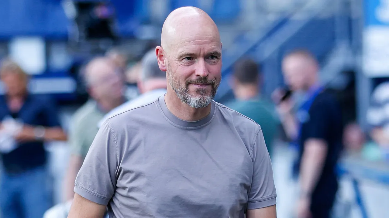 Erik ten Hag Akhirnya Ungkap Sebab MU Gagal Rekrut Frenkie de Jong