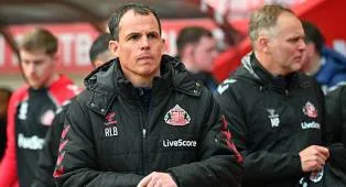 Gary Bennett Sebut Performa Sunderland Sangat Memprihatinkan