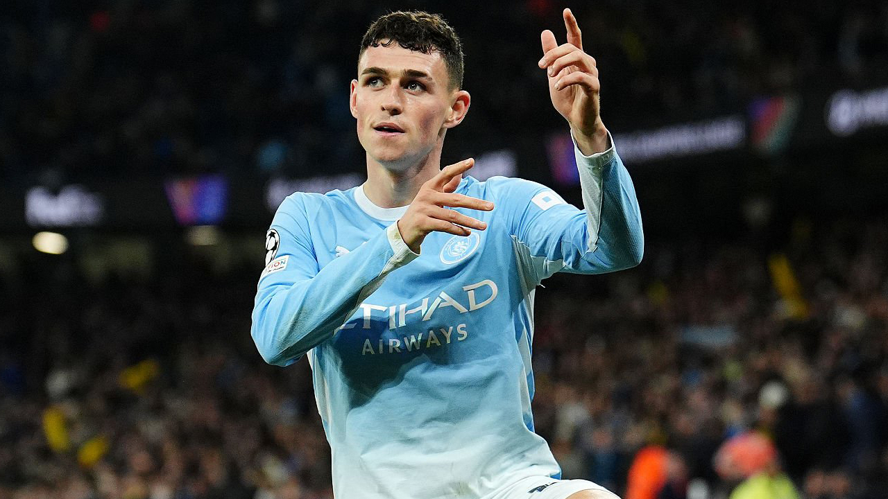 Phil Foden Cetak Hat-trick, Rico Lewis Beri Pujian