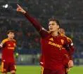 Pisilli Kenang Kebanggaan Kenakan Ban Kapten Roma