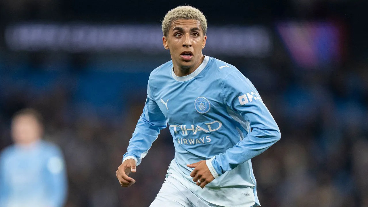 Rico Lewis Bahagia Sumbang Dua Assist dalam Kemenangan City atas AEK