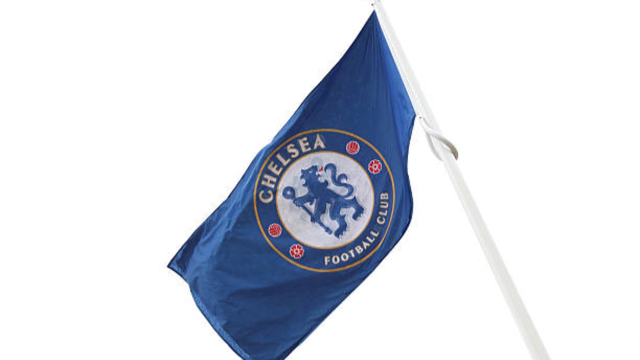 Simon Jordan Sebut Chelsea Pelanggar Aturan Keuangan yang Lebih Parah