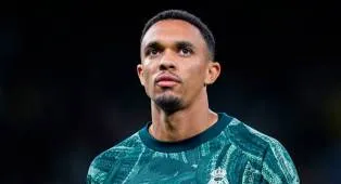 Chelsea Pertimbangkan Langkah Ambisius Boyong Trent Alexander-Arnold