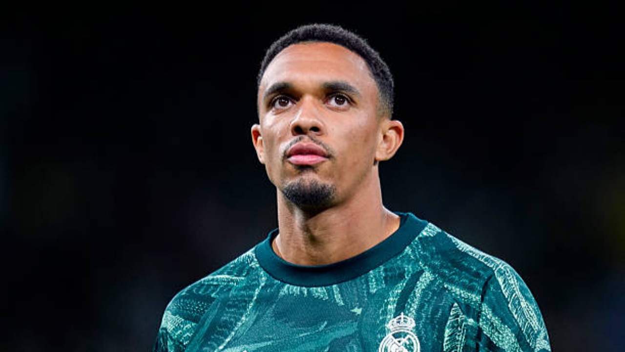 Chelsea Pertimbangkan Langkah Ambisius Boyong Trent Alexander-Arnold