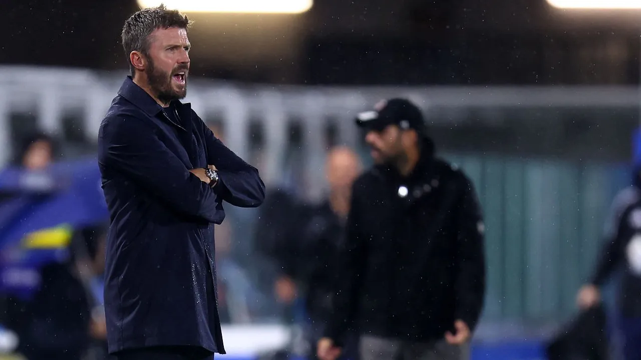 Dibantai Como, Michael Carrick Ambil Tanggung Jawab Penuh atas Performa MU