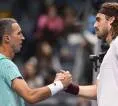 Gestur Menyentuh Stefanos Tsitsipas Bagi Mikhail Kukushkin Di Almaty