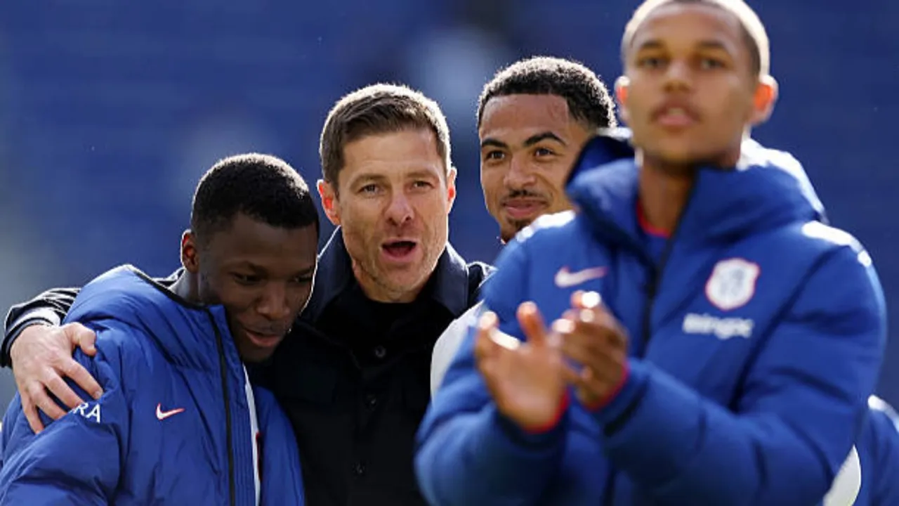 Gus Poyet Desak Chelsea dan Xabi Alonso Matangkan Rencana Transfer Januari