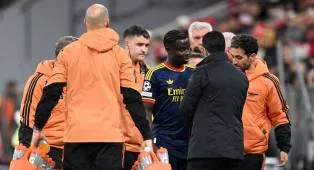 Harapan Pulihnya Saka dan Insiden Pemanasan Arsenal