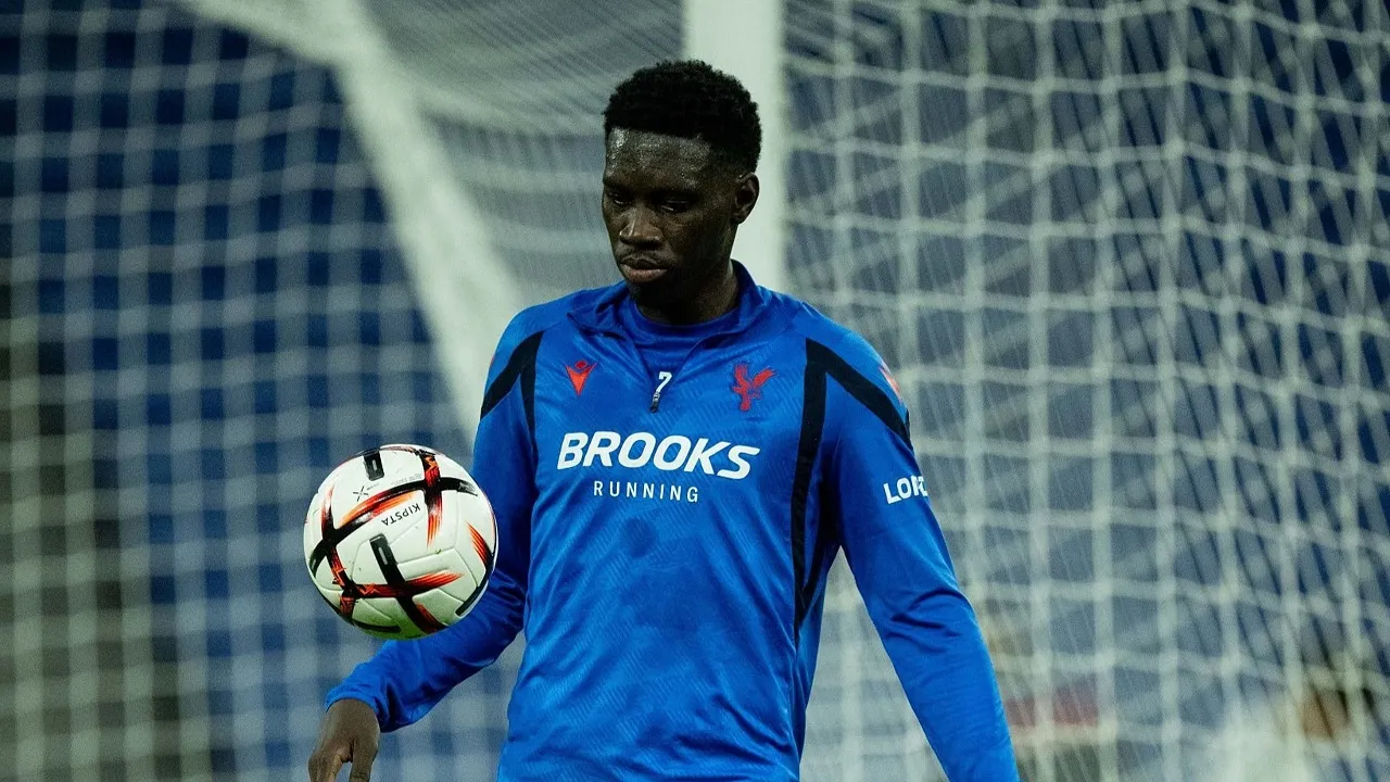 Ismaila Sarr Dibanderol 65 Juta Euro di Tengah Minat Liverpool dan MU