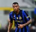 Manuel Akanji: Tak Penting Posisi, yang Utama Tetap Membantu Tim