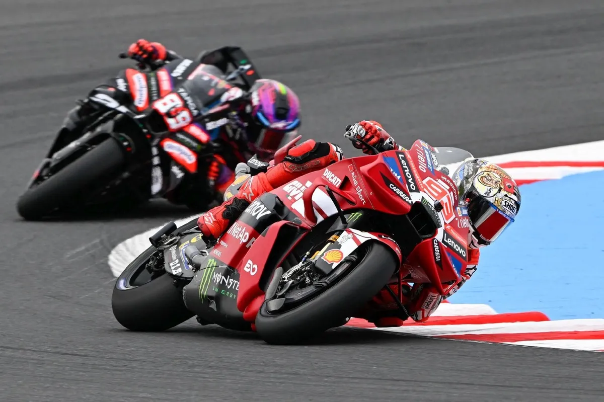 Marquez Tegaskan: “Cepat Tak Perlu Perintah Tim” - sumber: (motorsport)