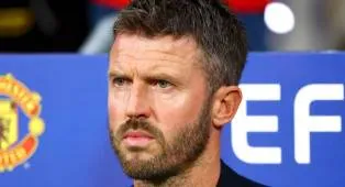 Masa Depan Michael Carrick Dipertanyakan Usai Kekalahan Telak Man Utd dari Como