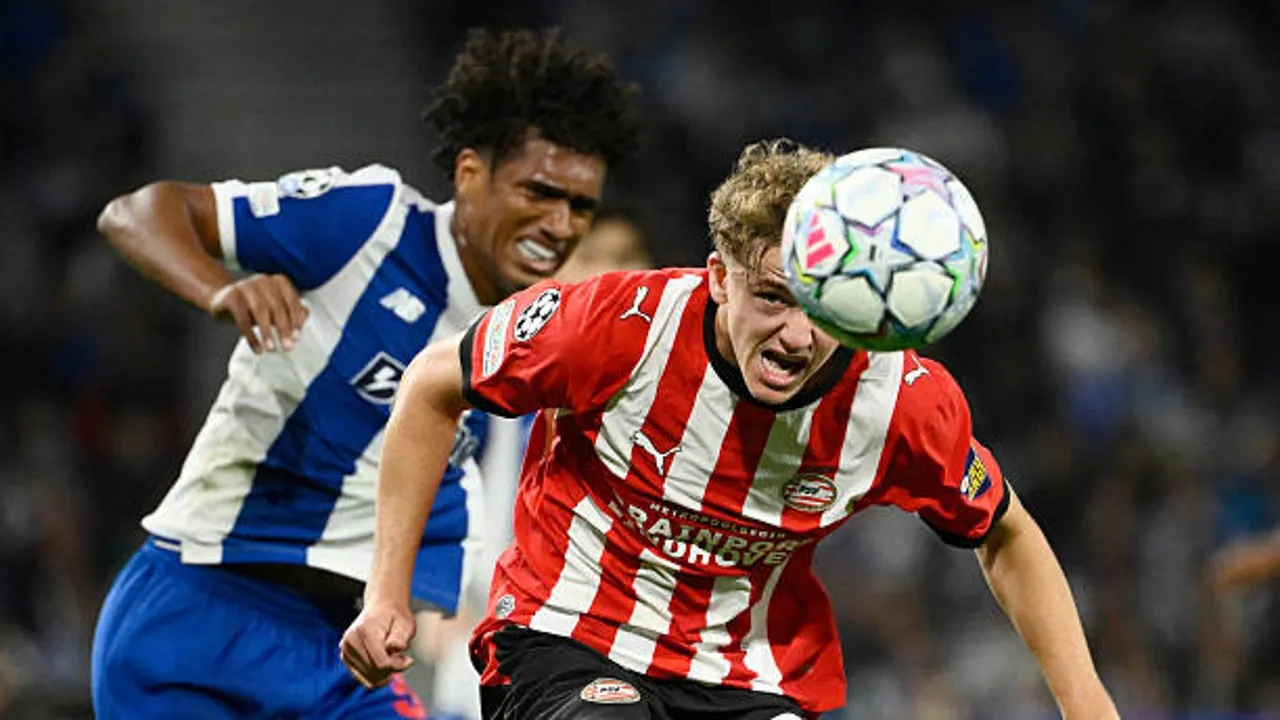 Nottingham Forest dan Everton Utus Pemandu Bakat ke Laga Porto vs PSV
