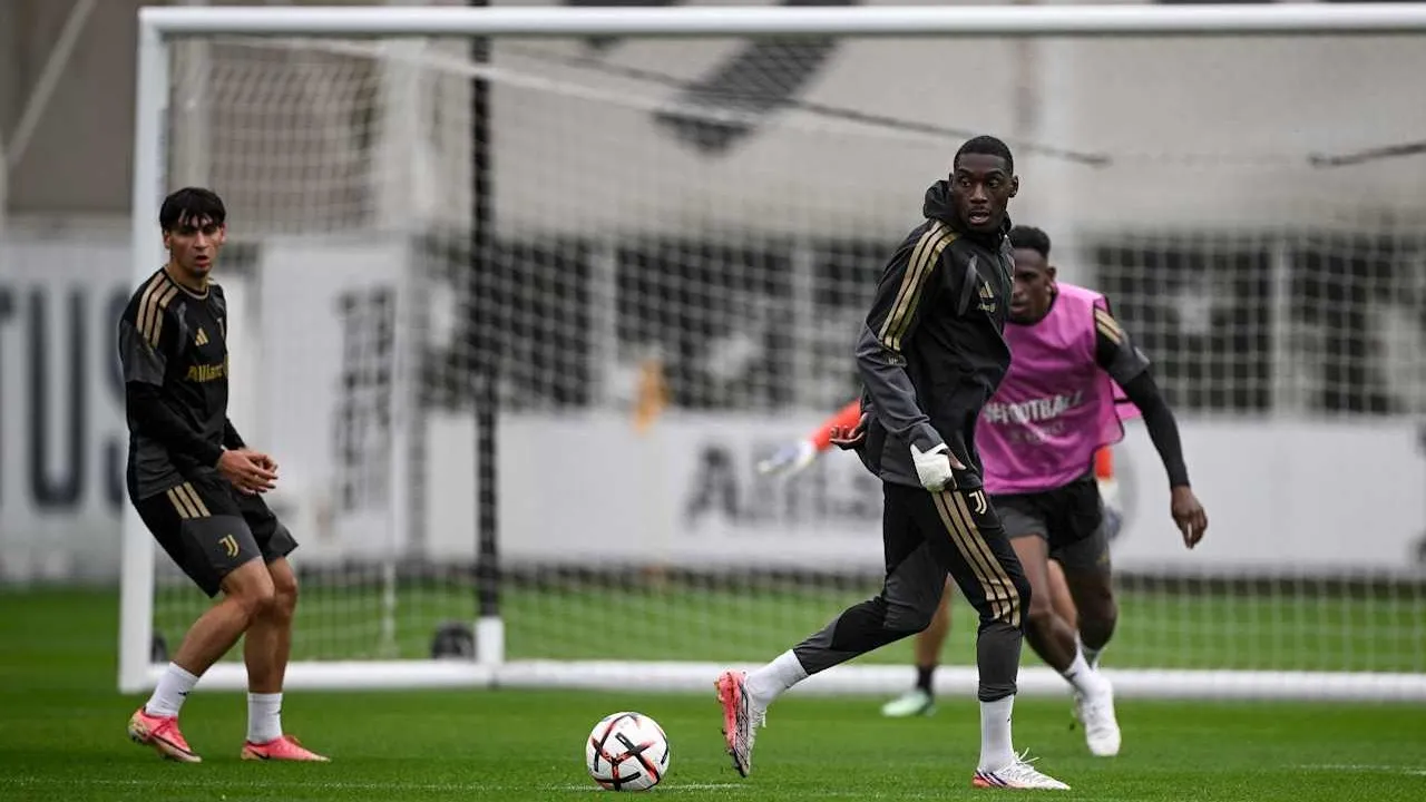 Randal Kolo Muani Akui Sempat Ada Tensi di Ruang Ganti Juventus