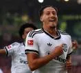 Tottenham Disarankan Untuk Rekrut Striker Eintracht Frankfurt