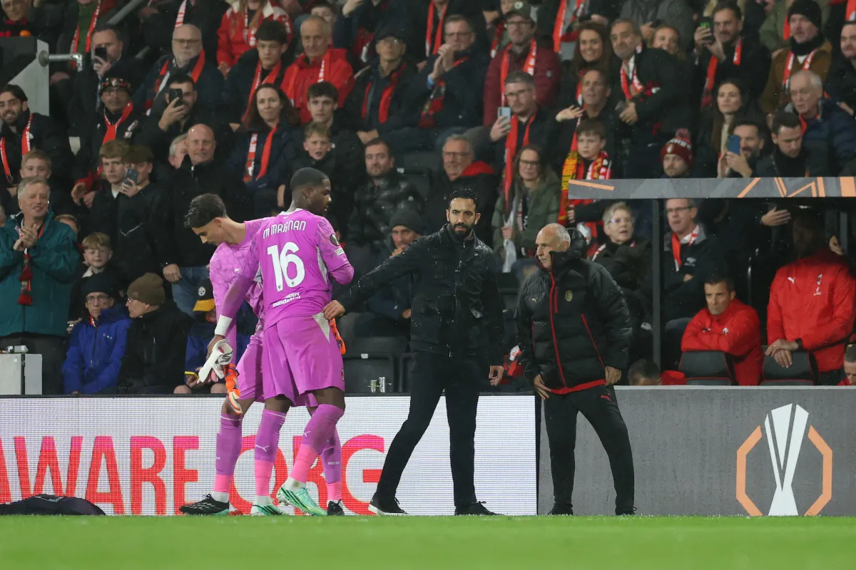 AC Milan Terancam Tanpa Maignan Usai Kartu Merah di Laga Kontra Bournemouth - sumber: (footballitalia)