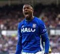 Chuba Akpom Sebut Performa Kandang Jadi Kunci Keselamatan Ipswich Town