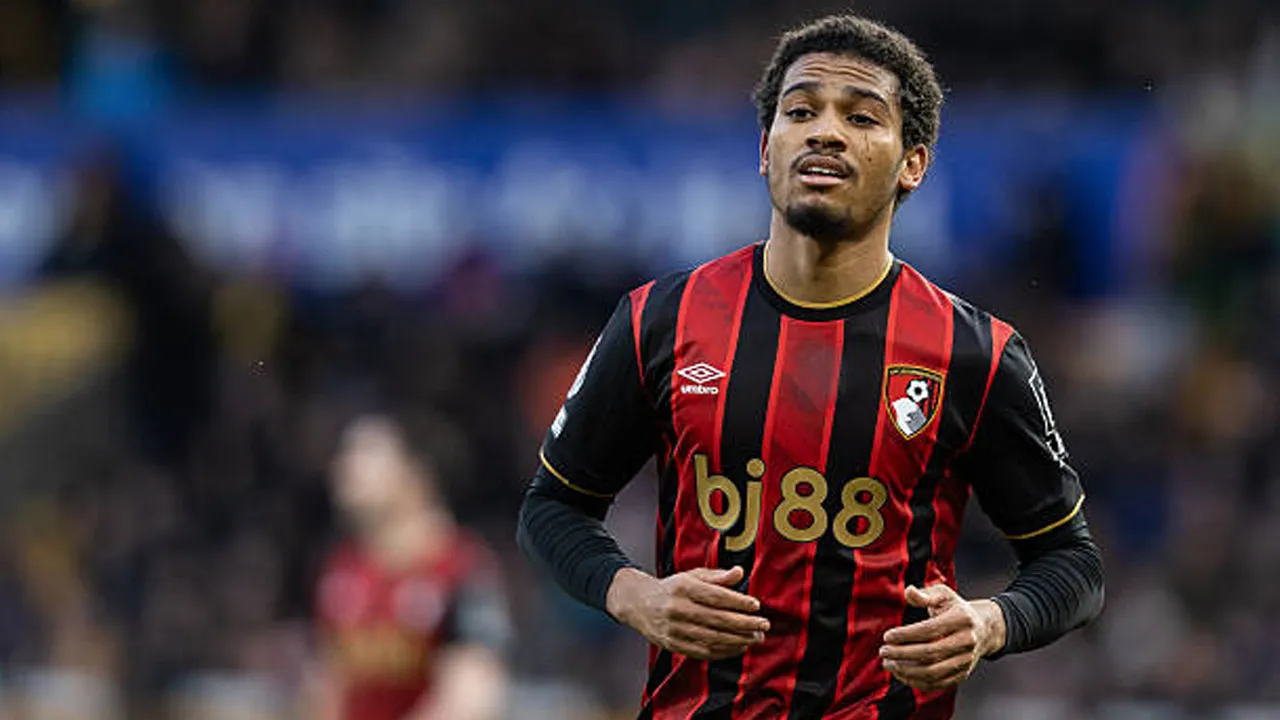 Gol Tendangan Bebas Amine Adli Tutup Kekalahan 3-0 Milan di Bournemouth