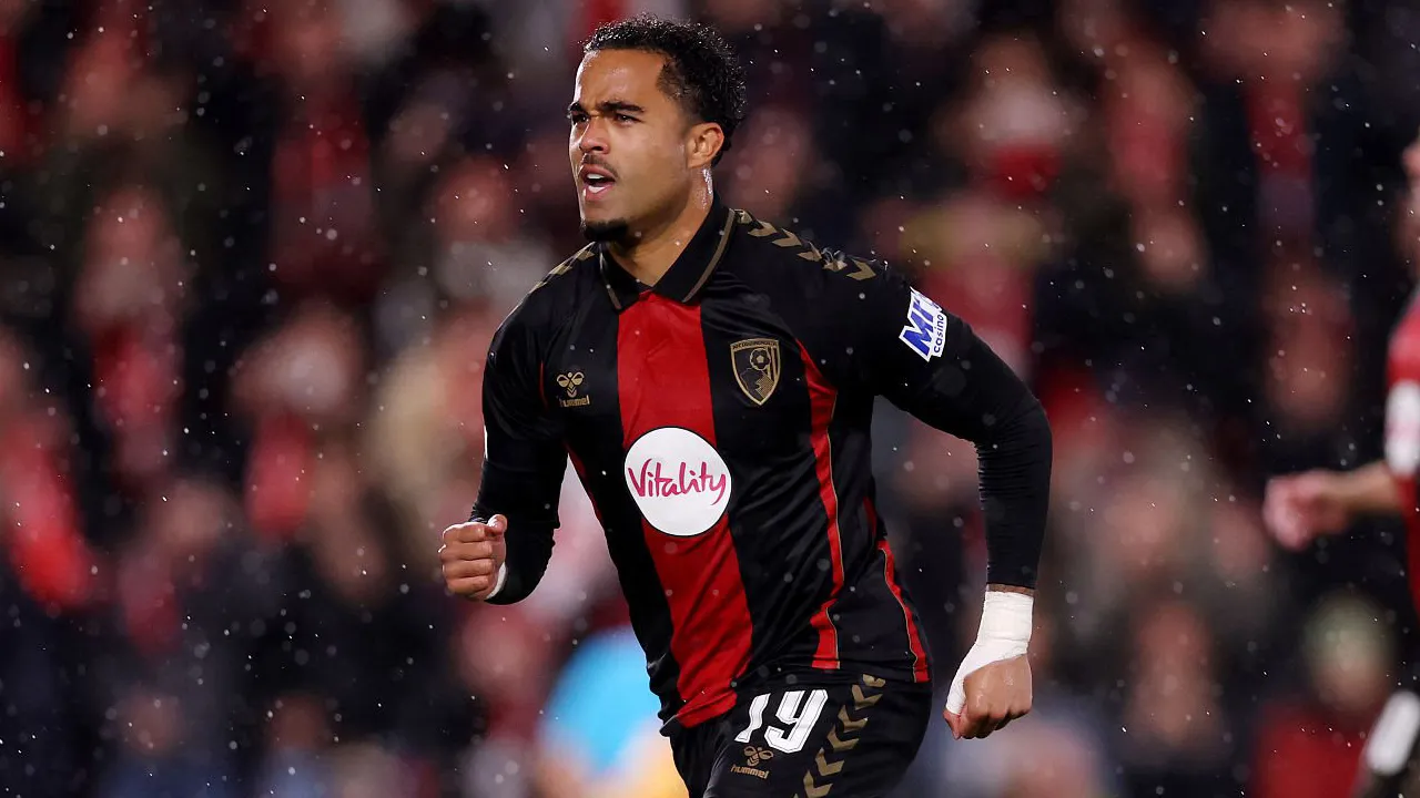 Justin Kluivert Minta Bournemouth Konsisten Jaga Tren Kemenangan