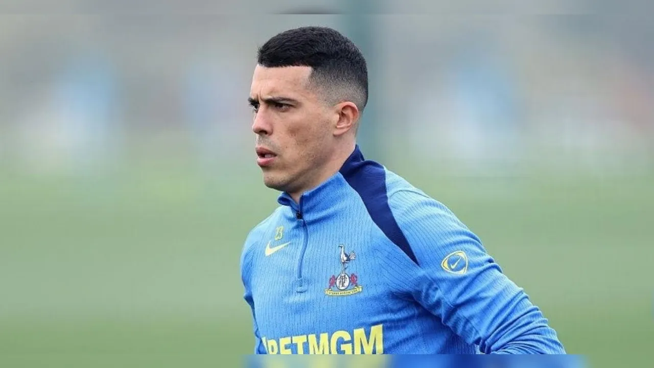 Tottenham Pasang Harga Tinggi Untuk Bek Incaran Real Madrid