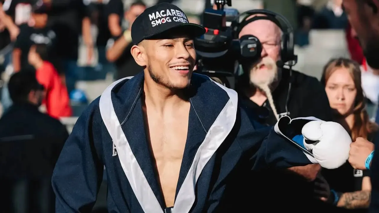 Albert Gonzalez akan menghadapi mantan penantang gelar dunia Edward Vazquez pada Sabtu (24/10) di Frost Bank Center, San Antonio, Texas. (Foto: Fight TV)